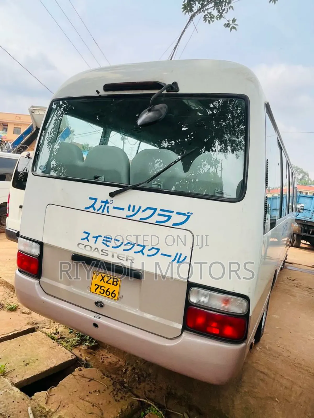 Toyota Coaster 2013 Silver