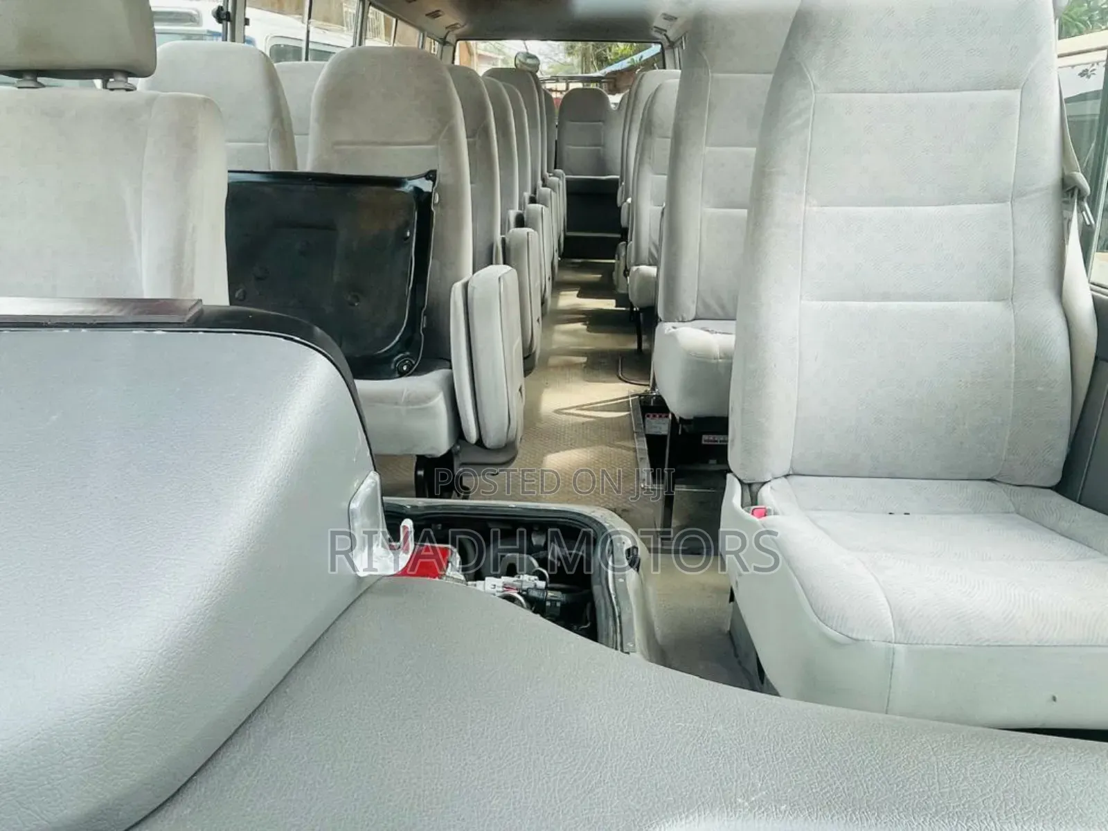 Toyota Coaster 2013 Silver