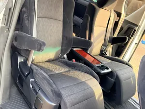 Toyota Alphard 2011 White