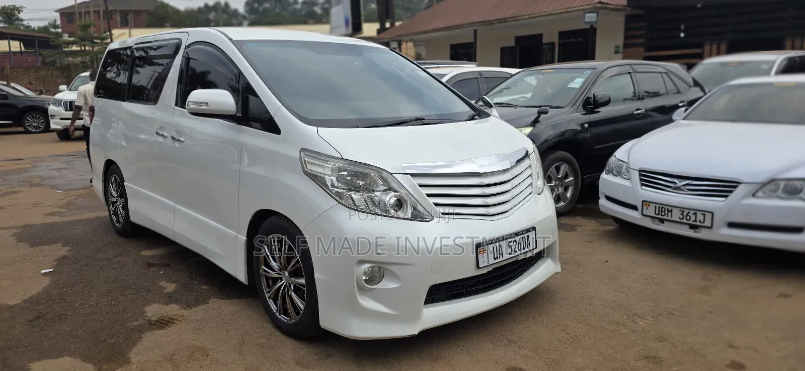 Toyota Alphard 2011 White
