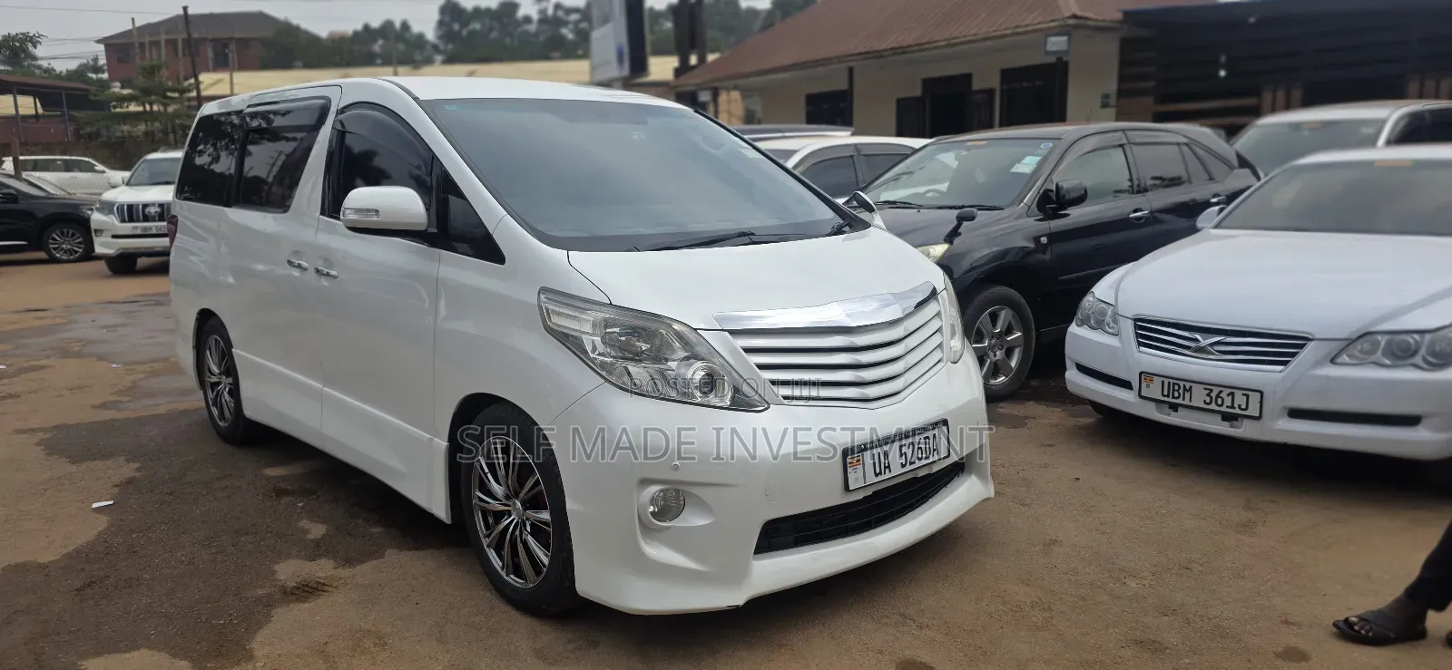 Toyota Alphard 2011 White