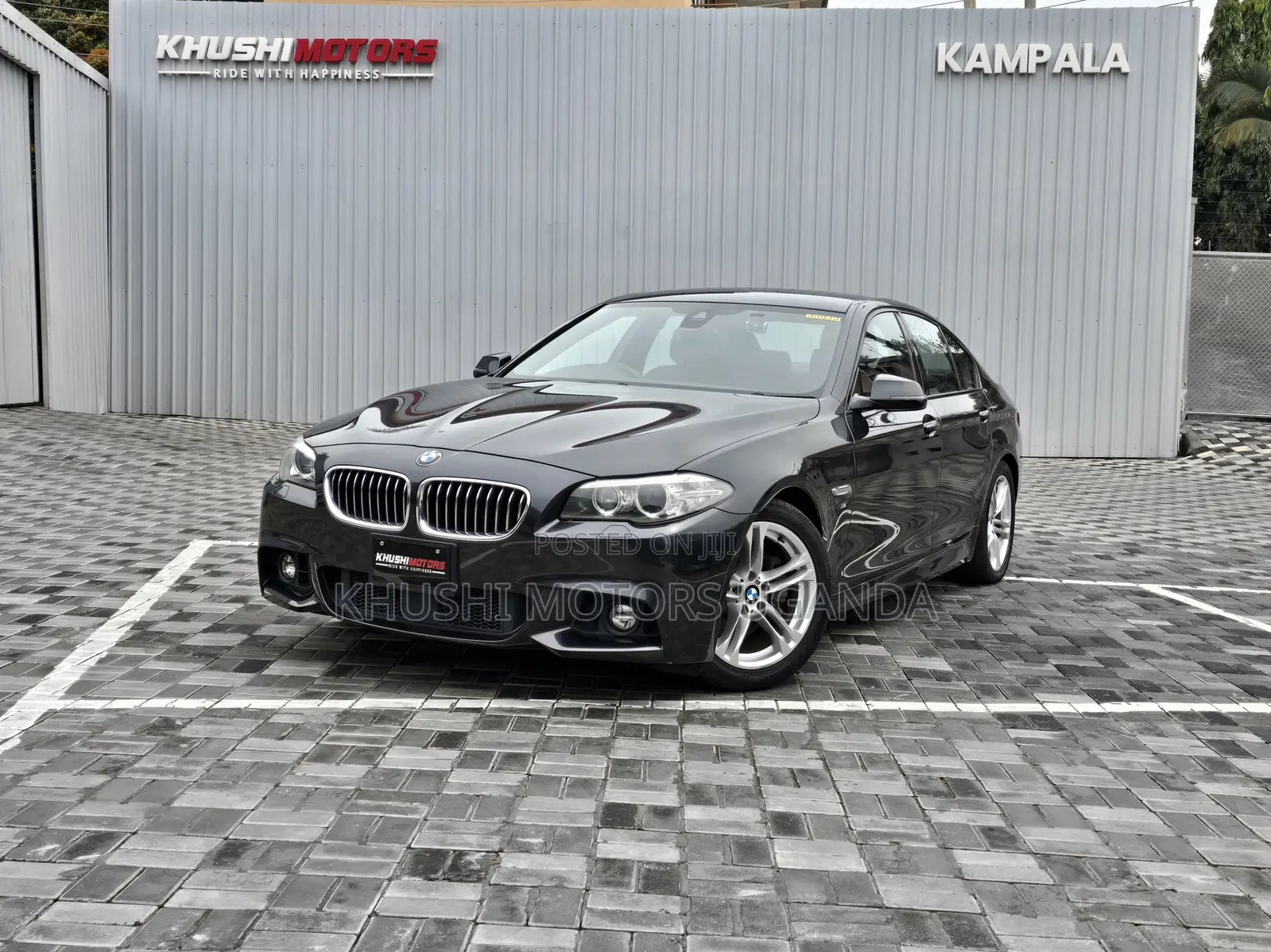 BMW 523i 2016 Gray