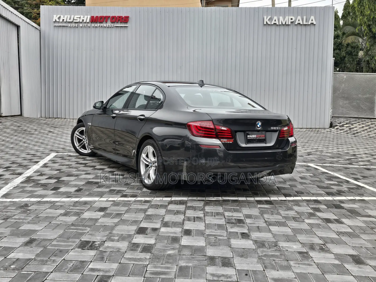 BMW 523i 2016 Gray