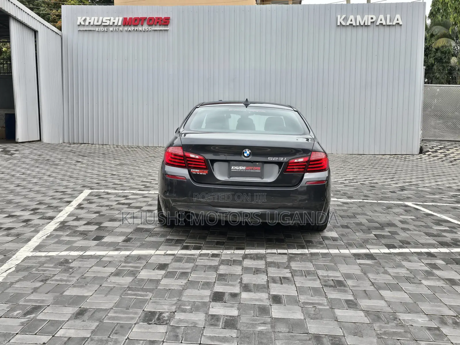 BMW 523i 2016 Gray
