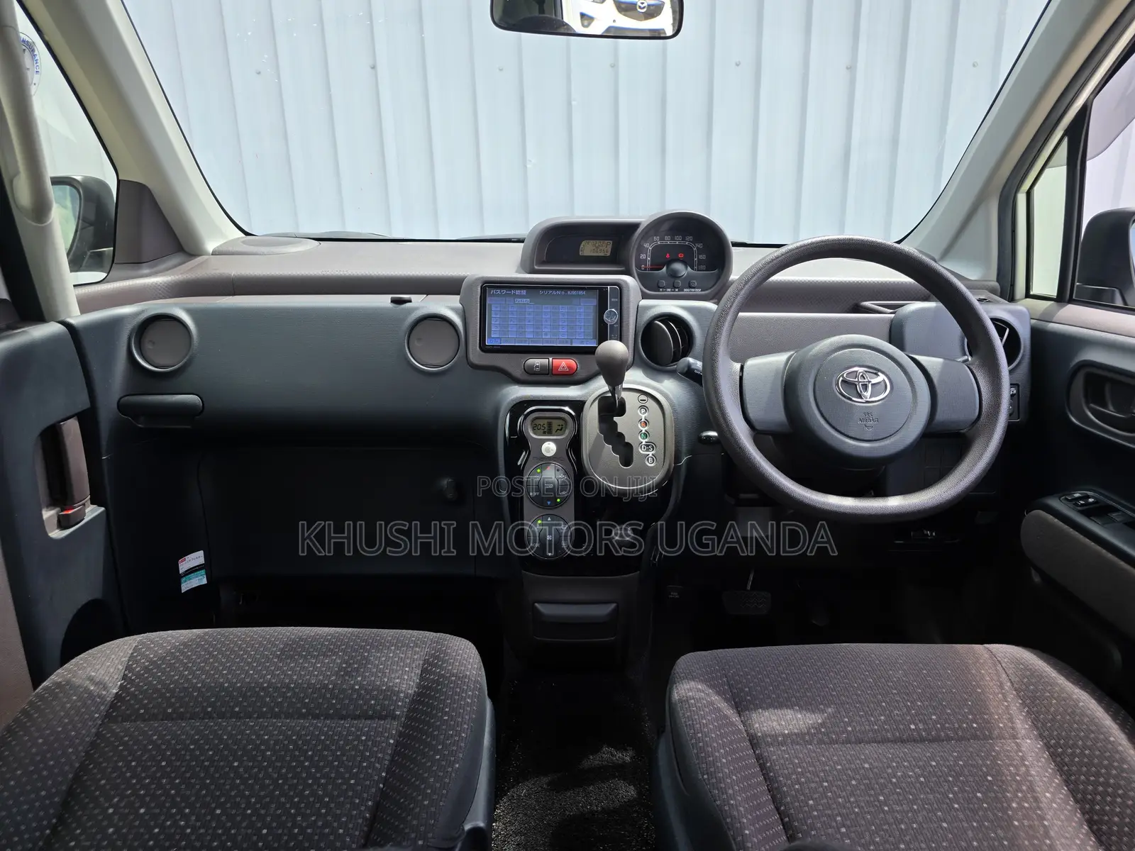 Toyota Spade 1.5 2012 White