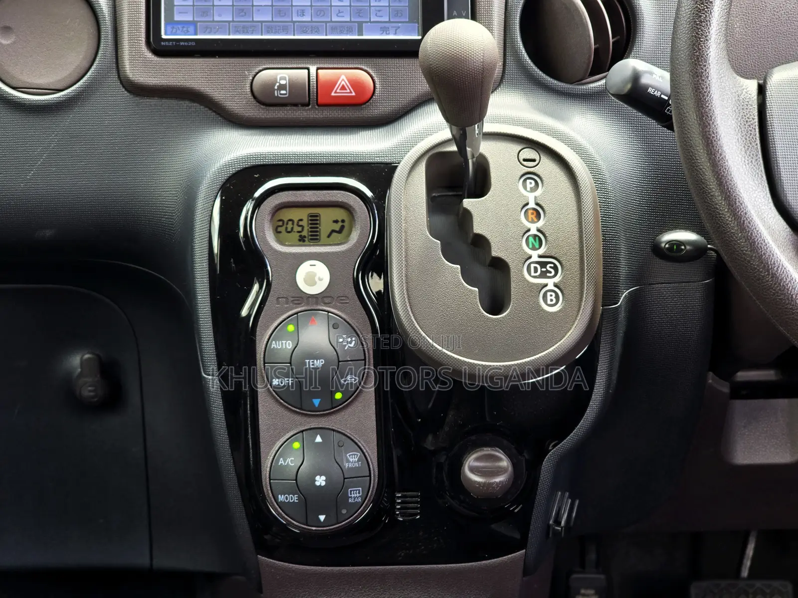 Toyota Spade 1.5 2012 White