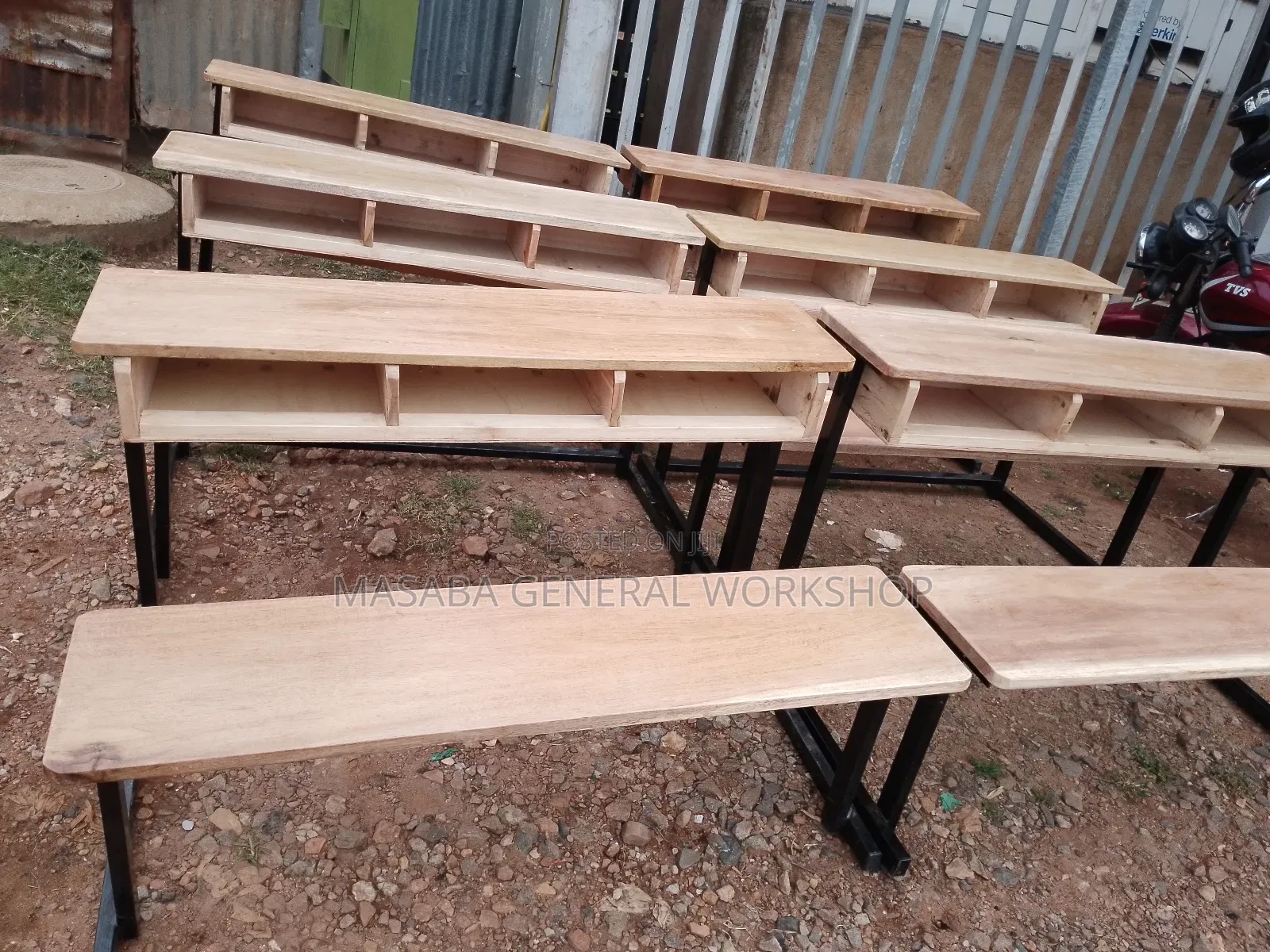 Student/Class Desks for Schools