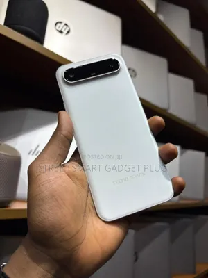 New Tecno Spark Slim 256 GB White