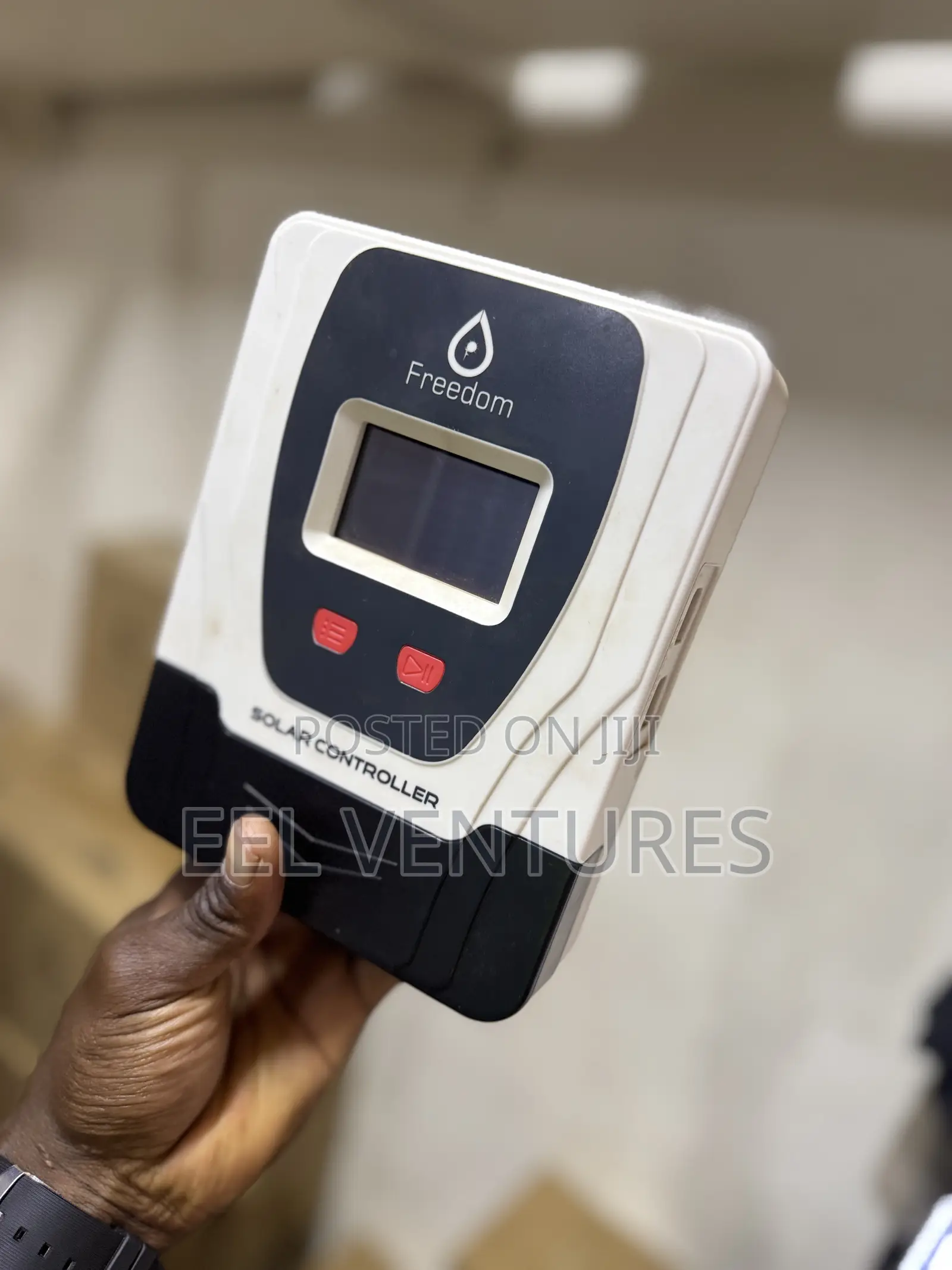 MPPT Solar Controller