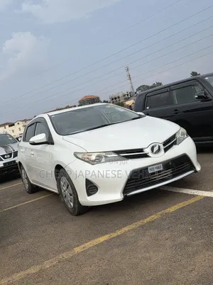 Toyota Auris 2013 White