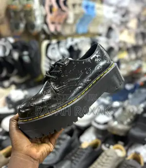 Original Men’S Big Sole Louis Vuitton Dr.Martens Patent Leather Shoes