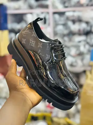 Men’S Fashion Designer Louis Vuitton Shinny High Sole Derby Shoes