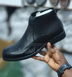 Original Men’S Black Clarks Formal/Gentle Laceless Leather Boots
