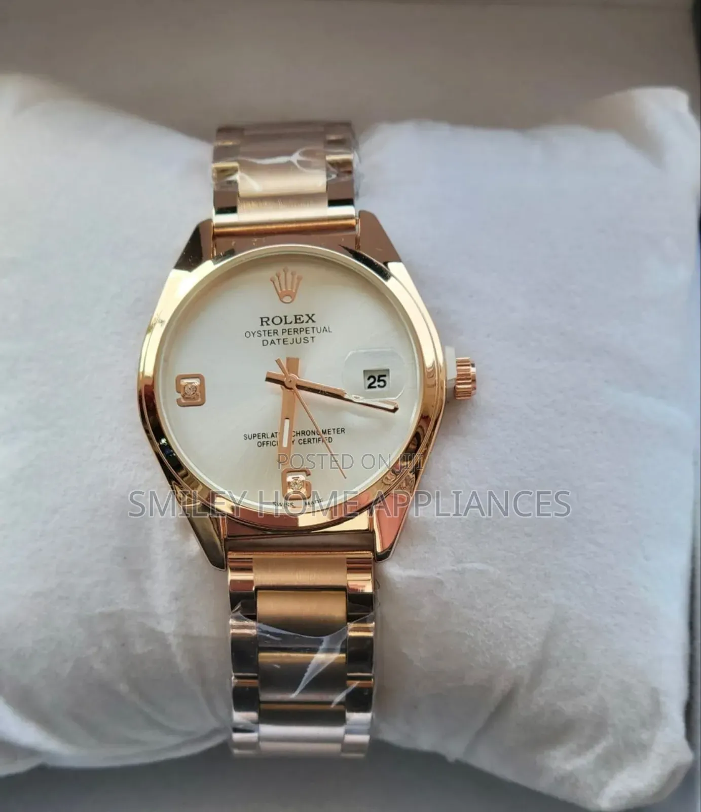 Rolex Women's Rose Gold Strapped Automatic Time Piece With a Bracelet