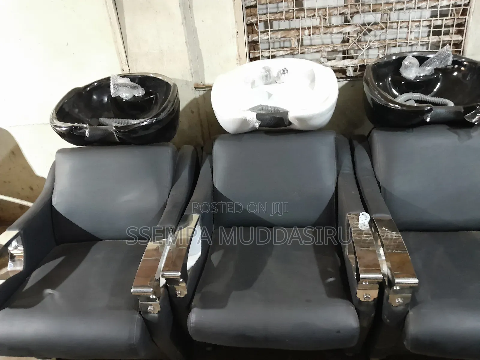 Executive Salon Sink Brand New, Black,White.