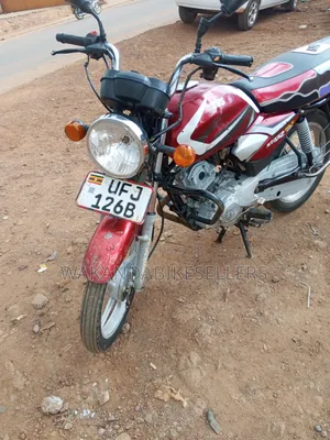 TVS HLX 125 2022 Red