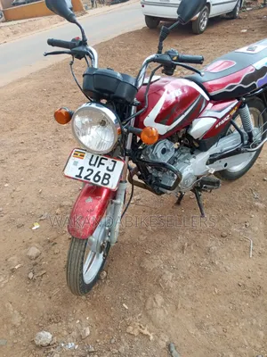 TVS HLX 125 2022 Red