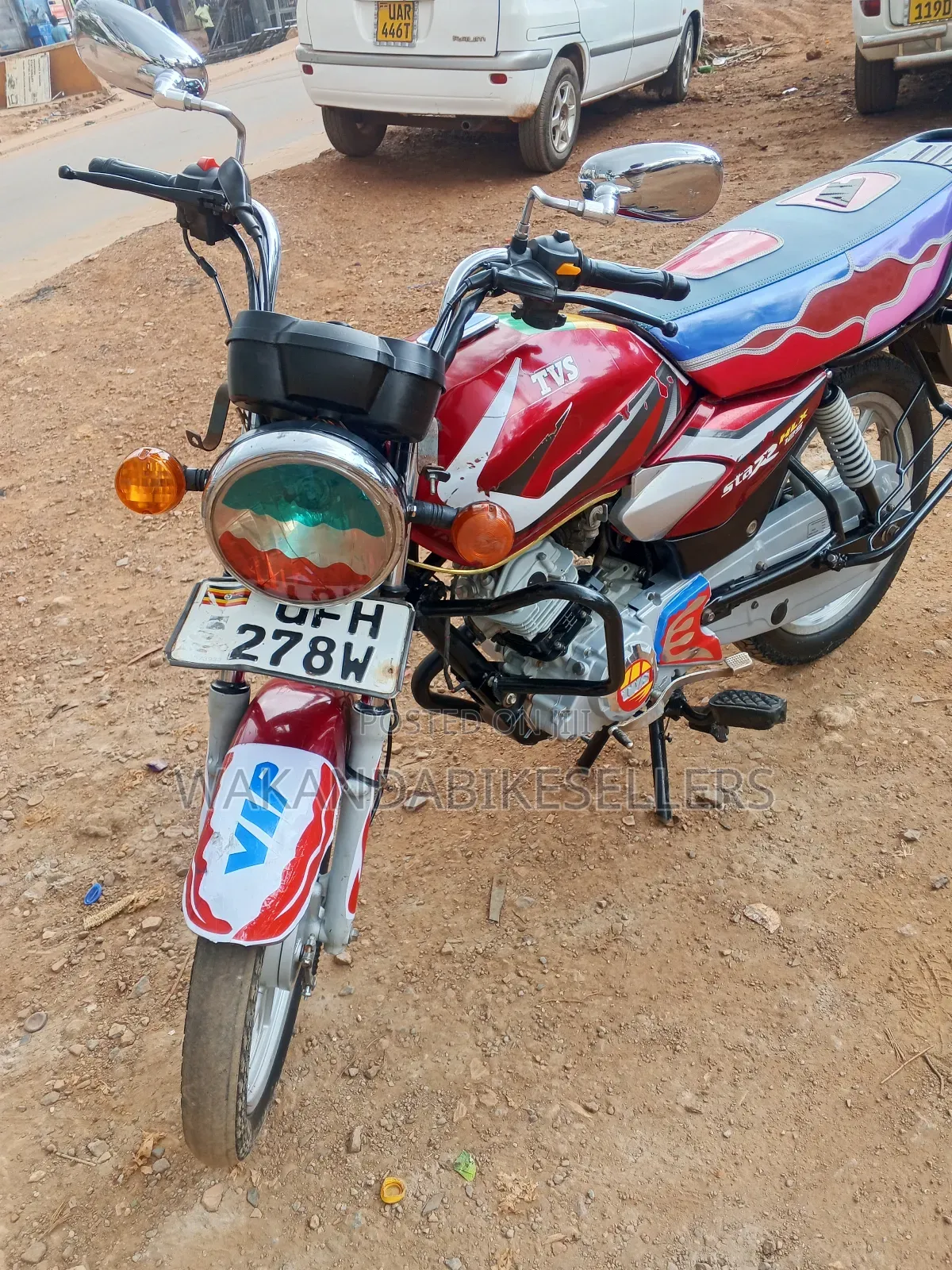 TVS HLX 125 2023 Red