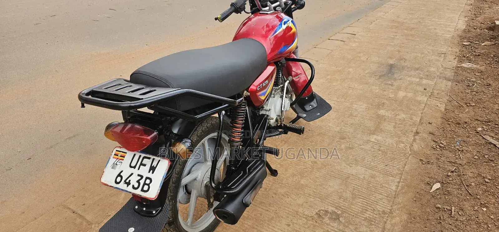 Bajaj CT 125X 2023 Red