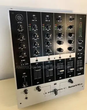 Numark M6 Usb 4 Channel Dj Mixer Silver - Nice!