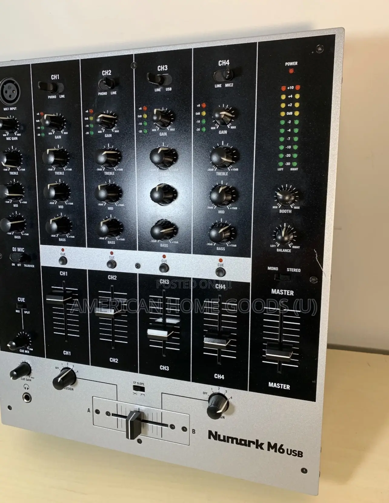 Numark M6 Usb 4 Channel Dj Mixer Silver - Nice!