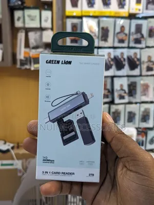 3 in 1 Card Reader Usc-C Lightening Connectivity