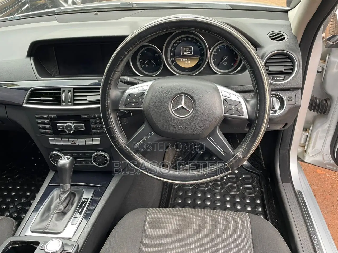 Mercedes-Benz C200 2012 Silver