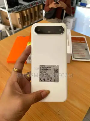 Tecno Spark Slim 256 GB White