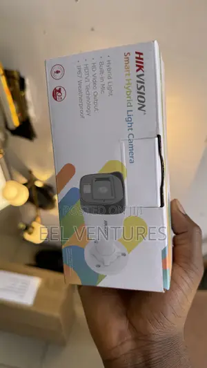 Smart Hybrid Camera