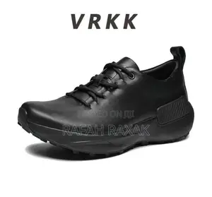 Men’S Triple Black Ecco Smart Casual Leather Sneakers
