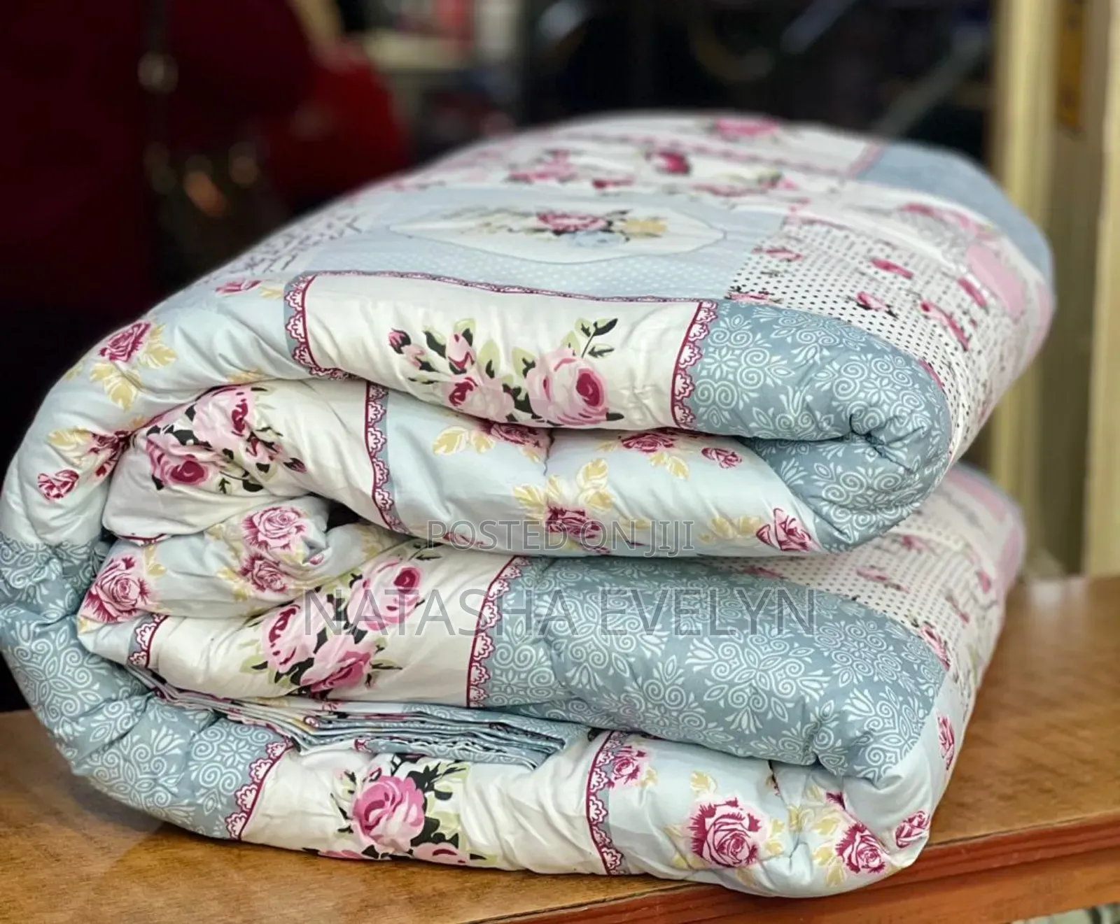 4pc Duvets With Two Pillowcases