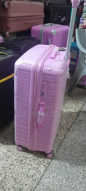 Large Pinky Suitcase