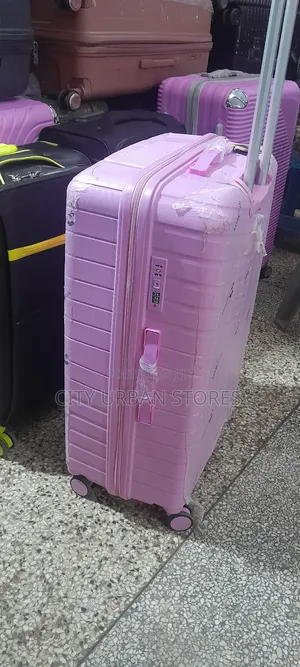 Large Pinky Suitcase