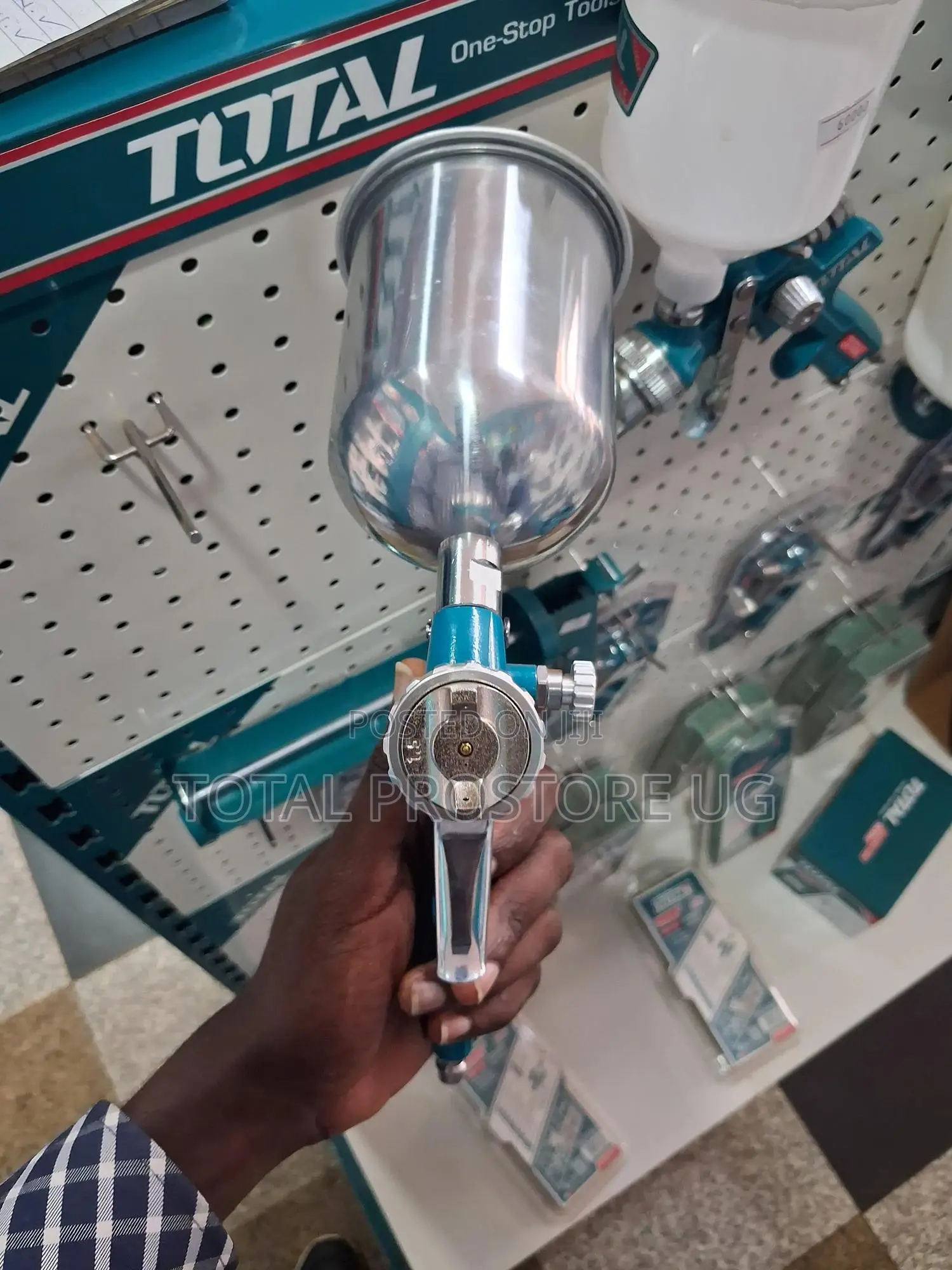 Air Spray Gun 400cc.