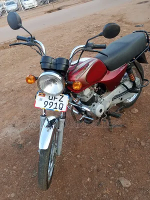 Bajaj Boxer 100 2023 Red
