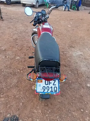 Bajaj Boxer 100 2023 Red