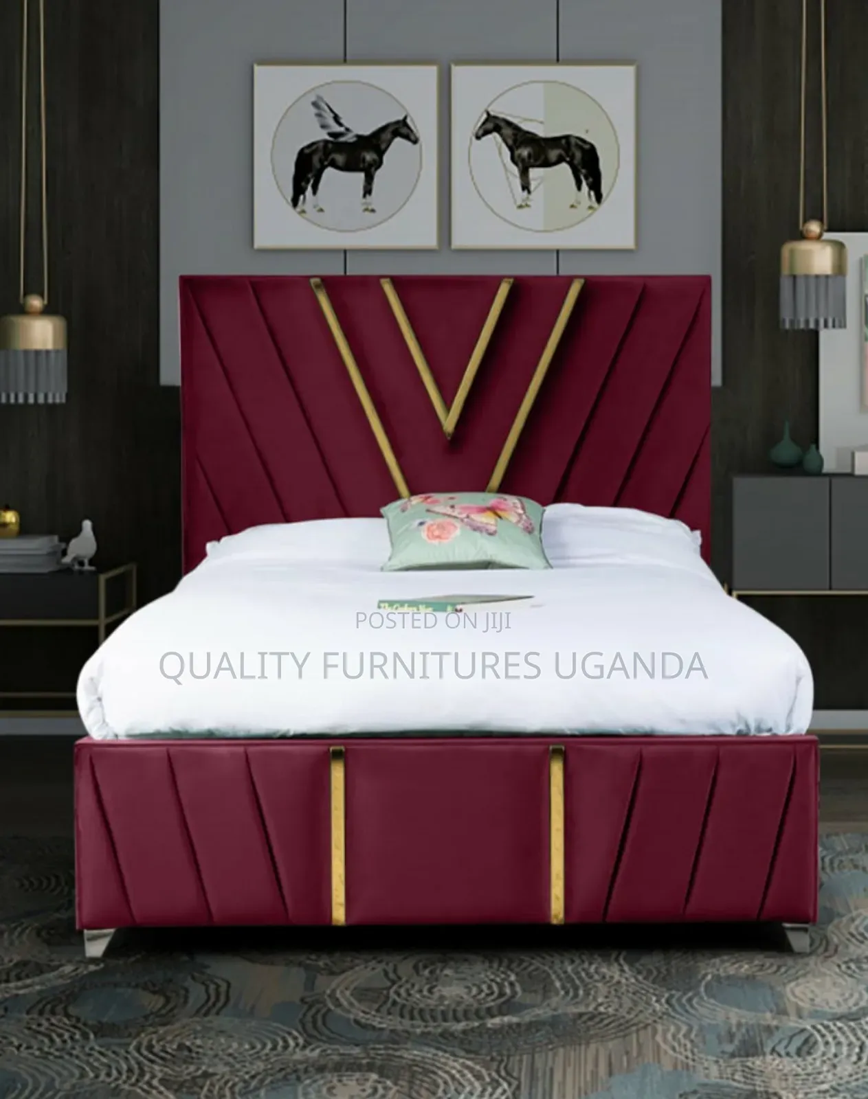 V Shaped Golden Strips Fabric Bed5*6