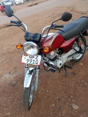 Bajaj Boxer 100 2023 Red