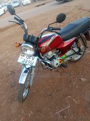 Bajaj Boxer 100 2023 Red