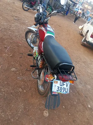 Bajaj Boxer 100 2023 Red