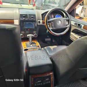 Volkswagen Touareg 2008 White