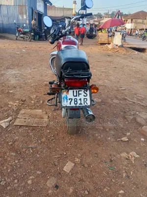Bajaj Boxer 100 2023 Red