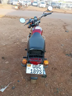 Bajaj Boxer 100 2024 Red