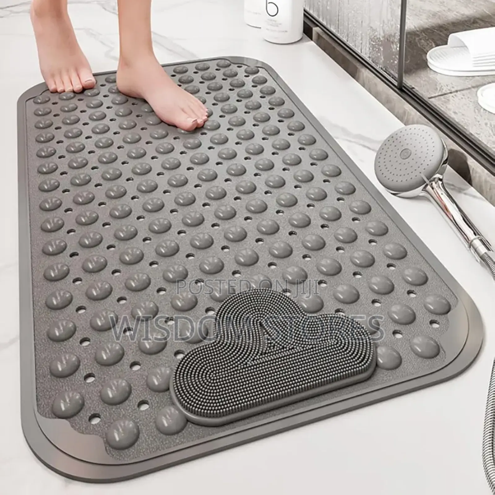 Non-Slip Bath Mat With Suction Cups