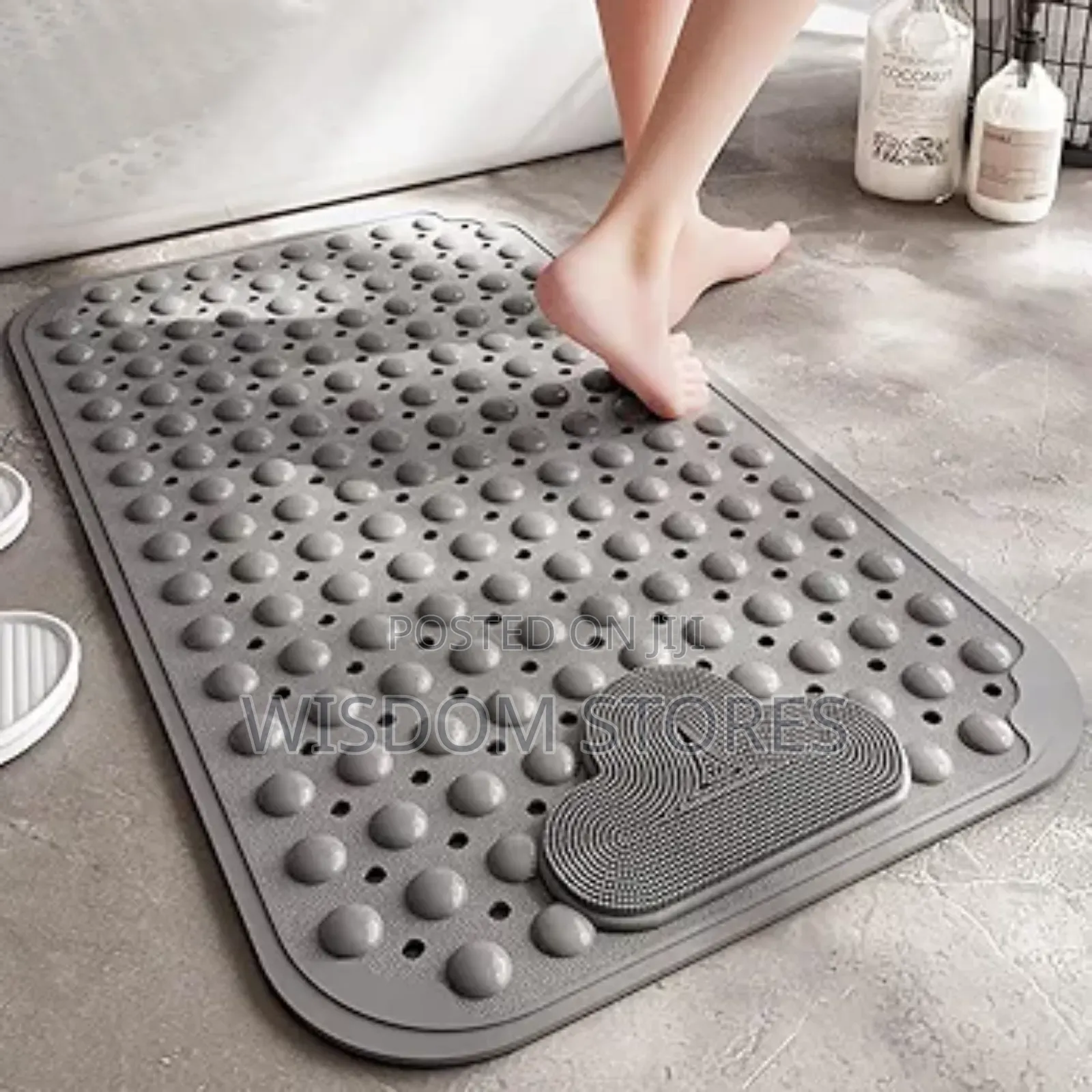 Non-Slip Bath Mat With Suction Cups