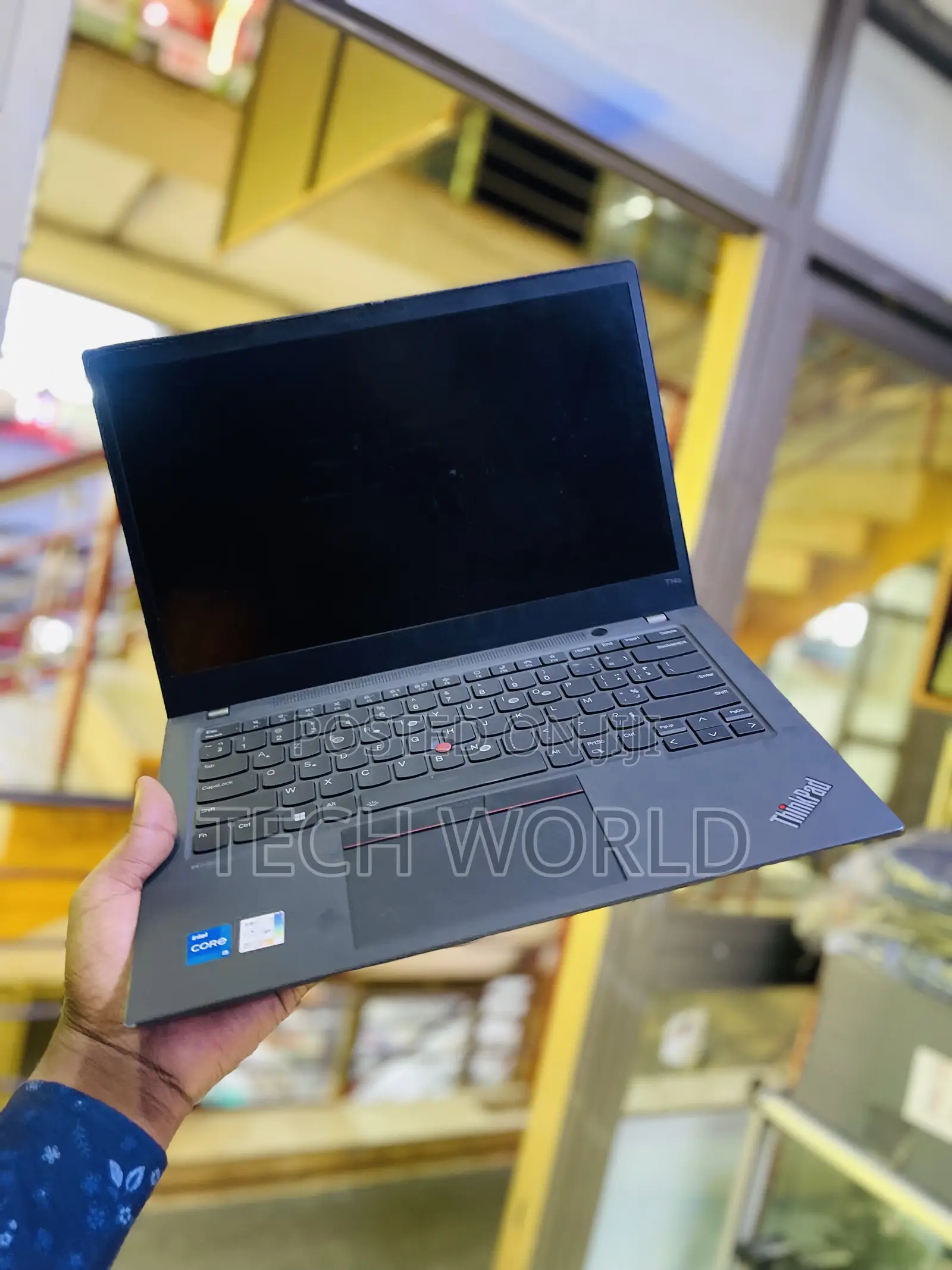 Laptop Lenovo Thinkpad T14s Gen 2 8GB Intel Core I5 SSD 256GB