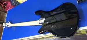 4strings Bass Silver Green Guitar