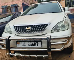Toyota Harrier 2008 White
