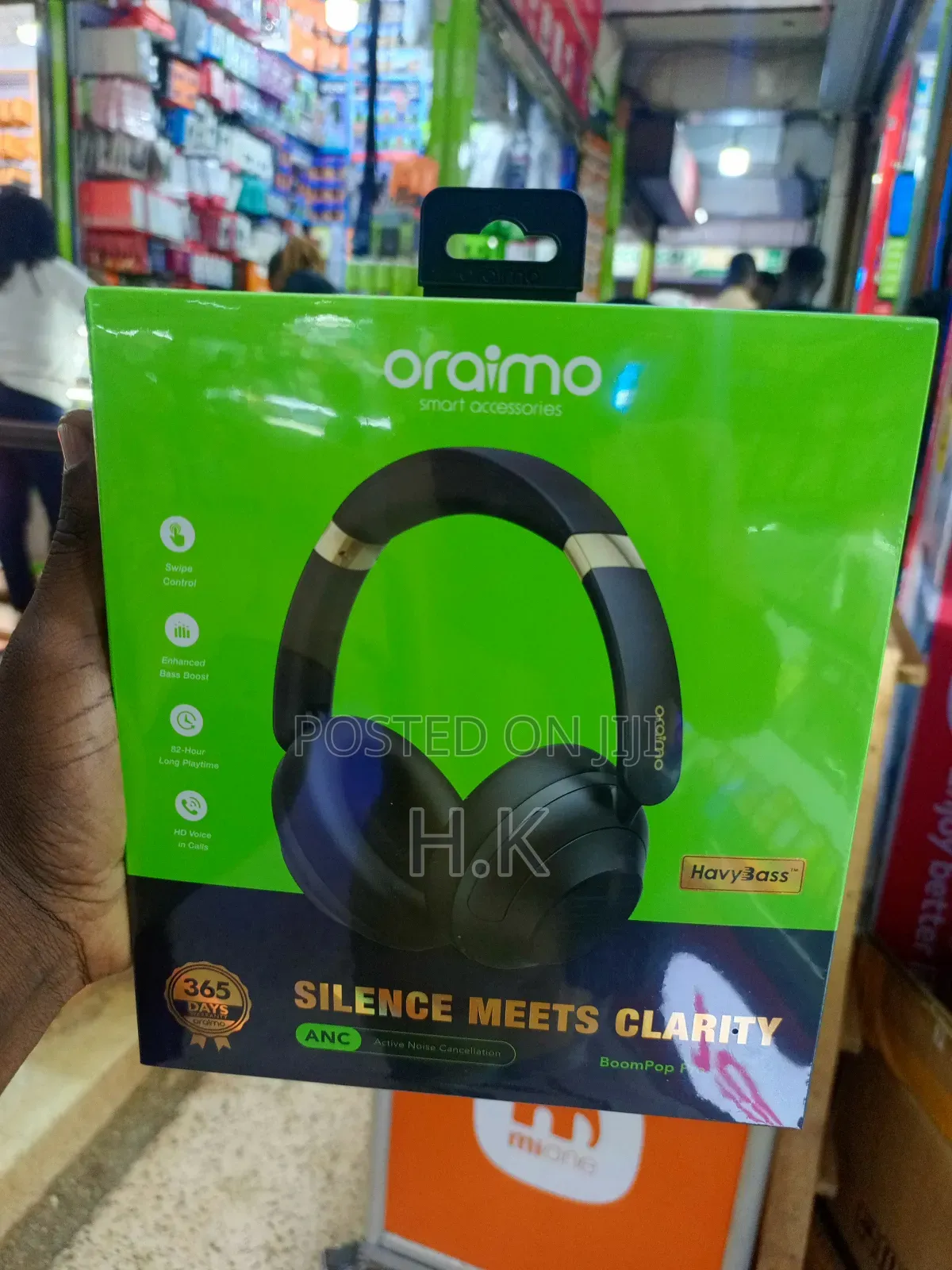 Oraimo Boompop Pro Headphones.