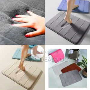 Ultra-Soft Memory Foam Bath Mat - Multicolor
